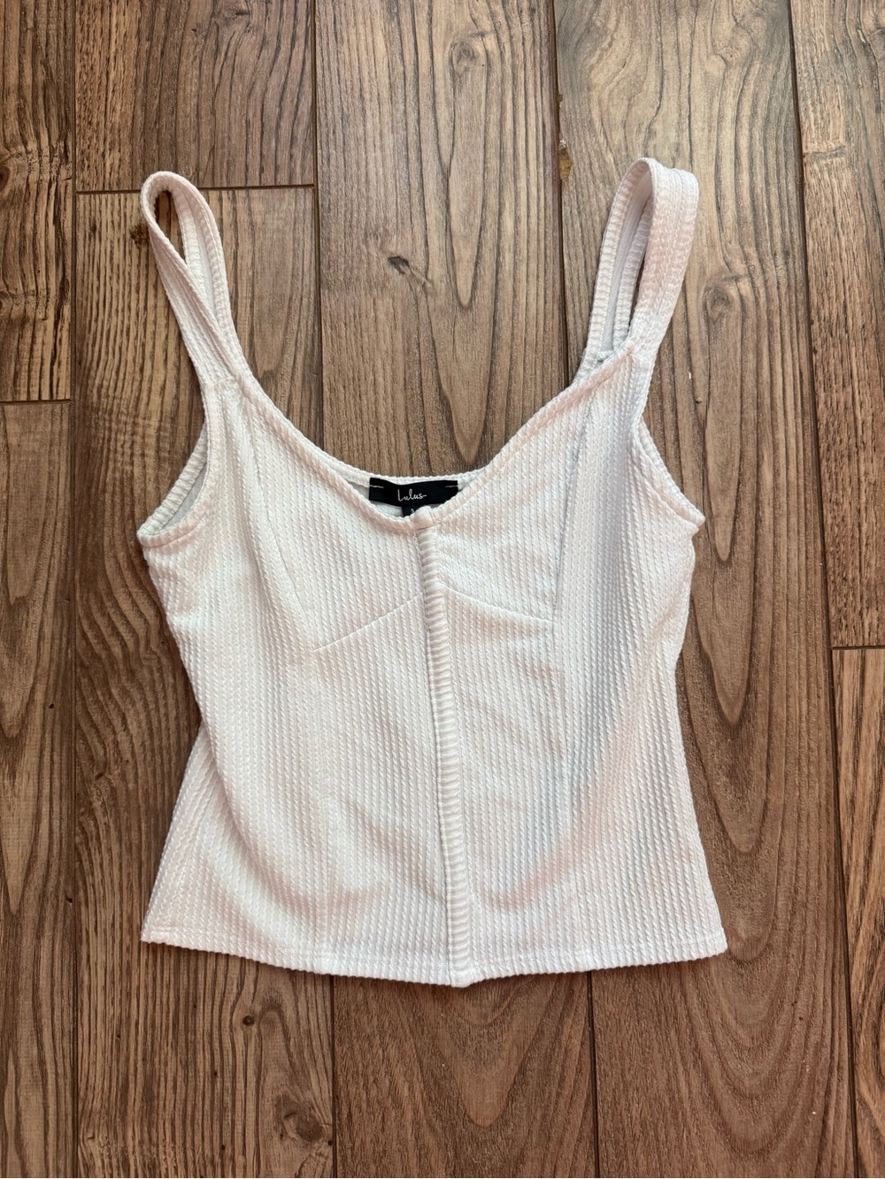 Lulu's Ivory Textured Ribbed Camisole with Center Seam